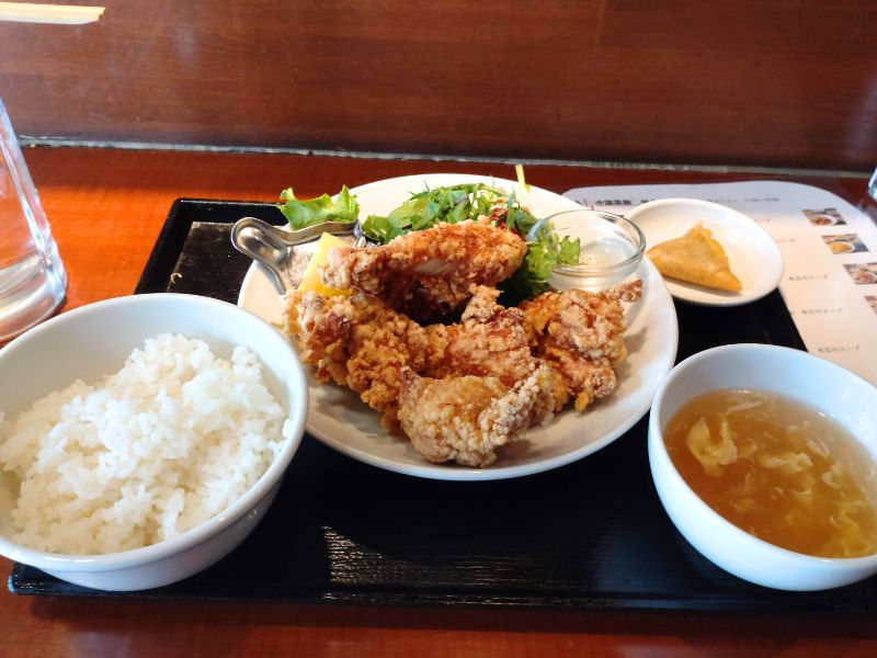 味らいの唐揚げ定食