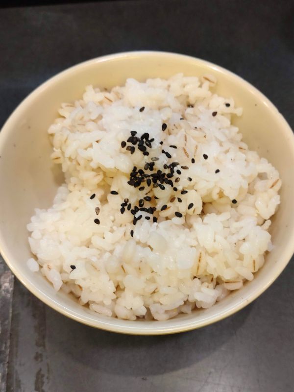 ぺこぺこうどん麦飯