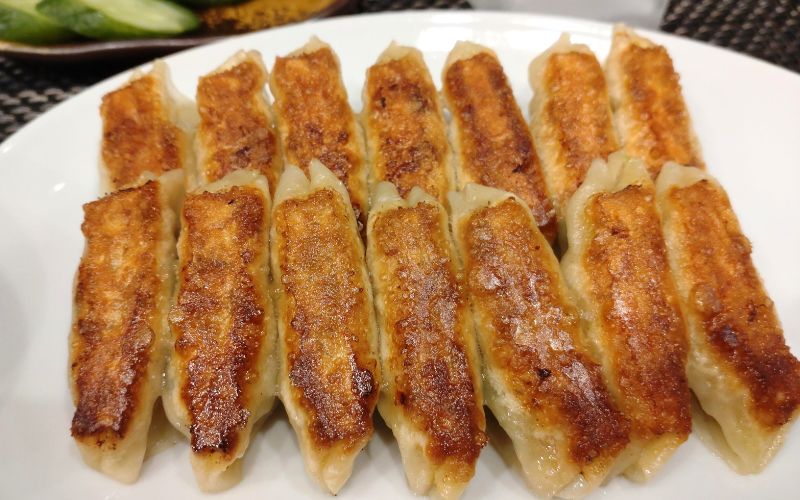 チャンピオンの焼き餃子