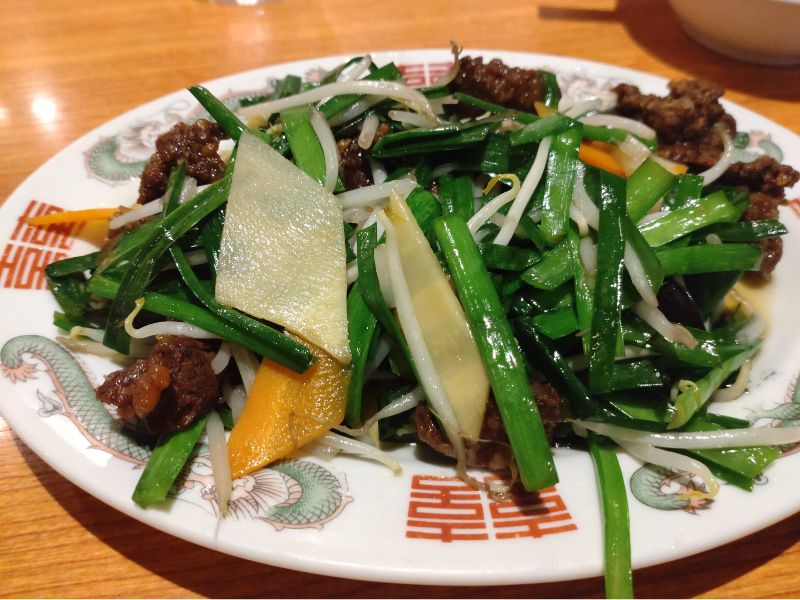 丸正阪奈店のレバニラ炒め