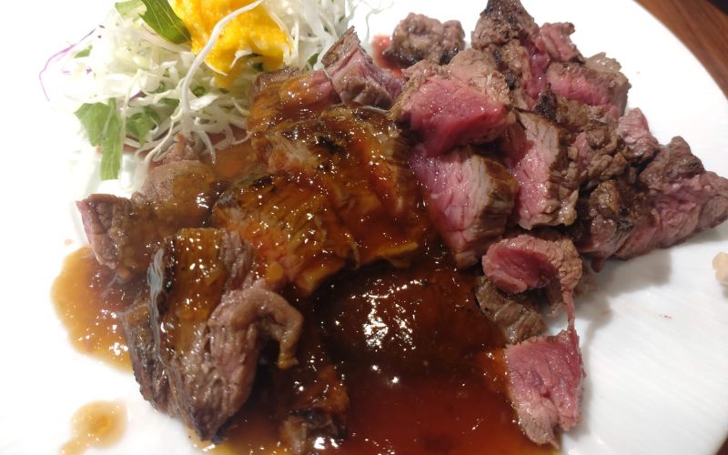 キャトルラパンのステーキ