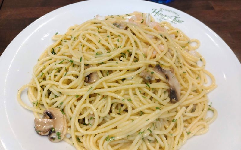 ハングリータイガーのペスカトーレバジリコ大