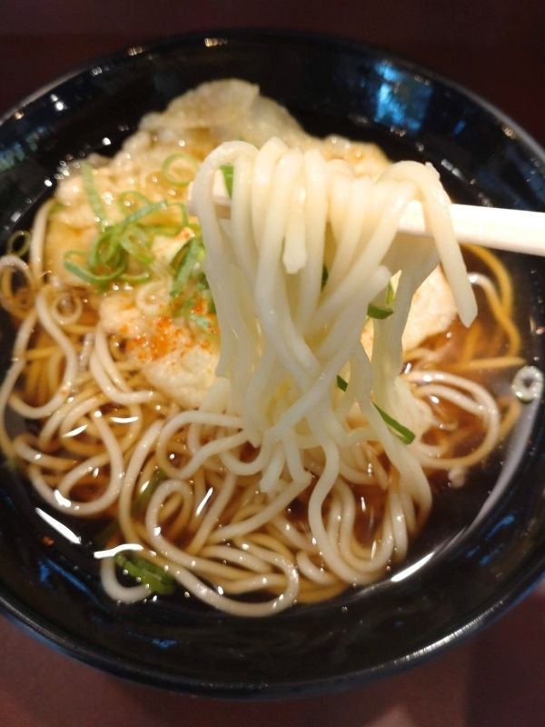 まねきのえきそば