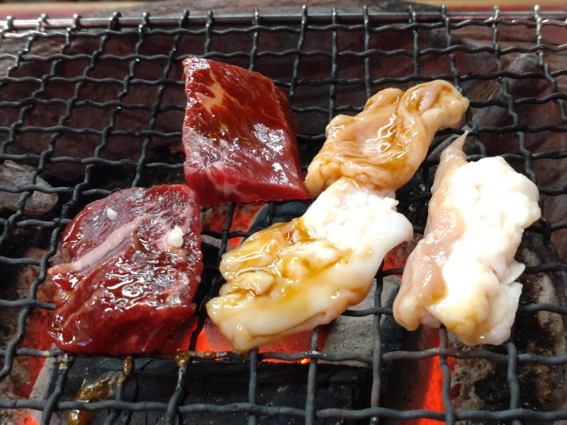 焼肉マンボのハラミとテッチャン