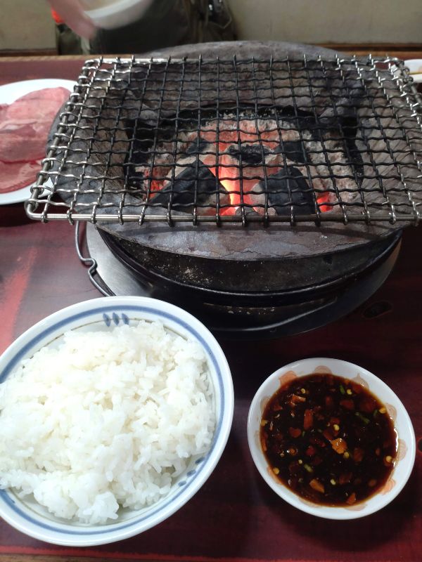 焼肉マンボのご飯とタレ