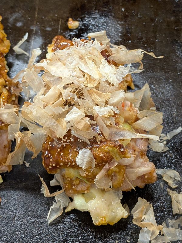 千草の千草焼きかつおぶしで味変