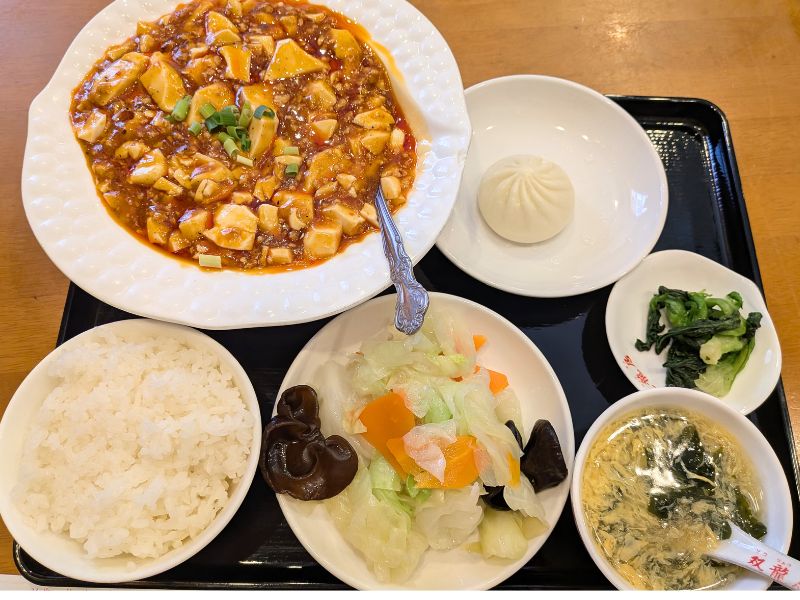 双龍居の麻婆豆腐定食